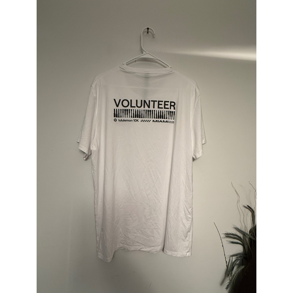 Lululemon Mens 10K Miami 2025 Volunteer Graphic T-Shirt White Large LM3CZPS - Picture 3 of 5